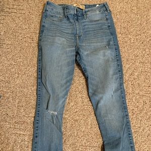 Hollister jeans